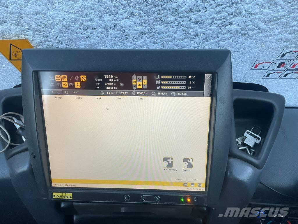 Ponsse WISENT 8W Lassbærere