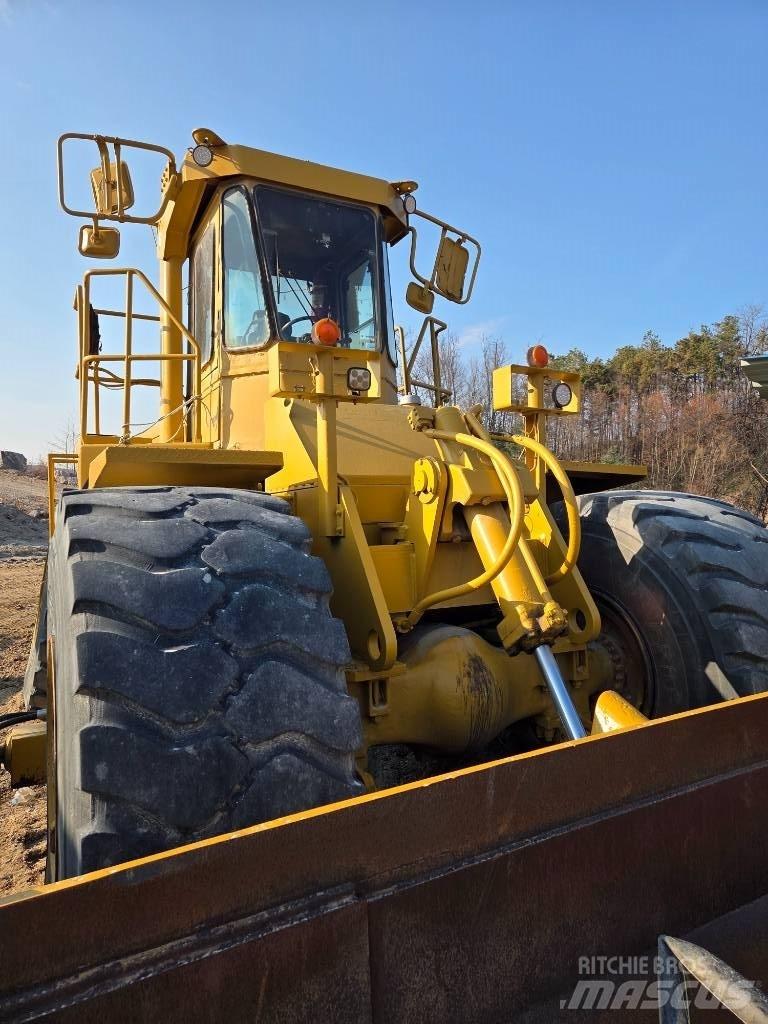 CAT 824c Dozere Hjulgående
