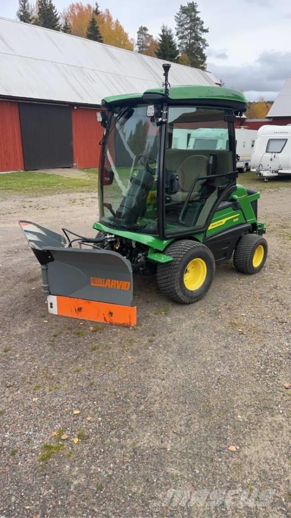 John Deere 1585 Sitteklippere
