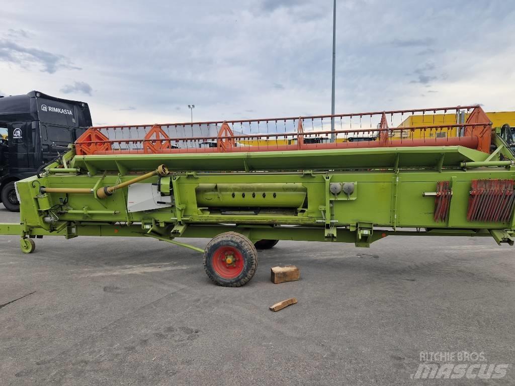 CLAAS Lexion 660 Skurtreskere