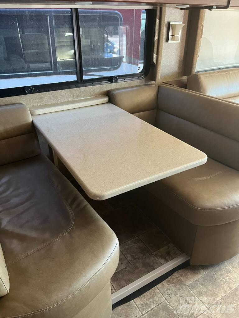 Thor Pallazzo M36 Bobil og campingvogn