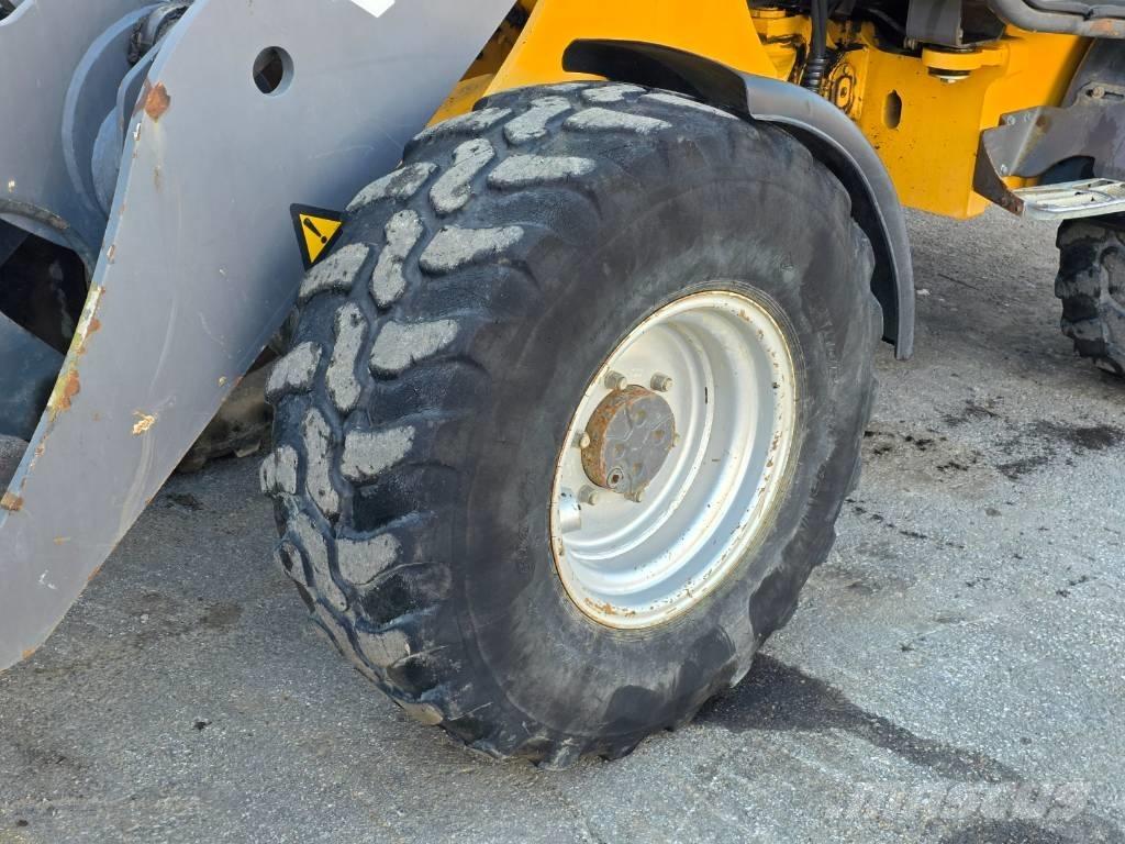 Volvo L 25 B Hjullastere