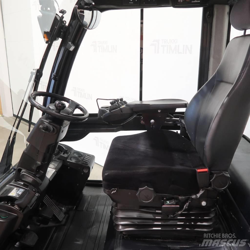 Toyota 40-8FD40N Diesel Trucker