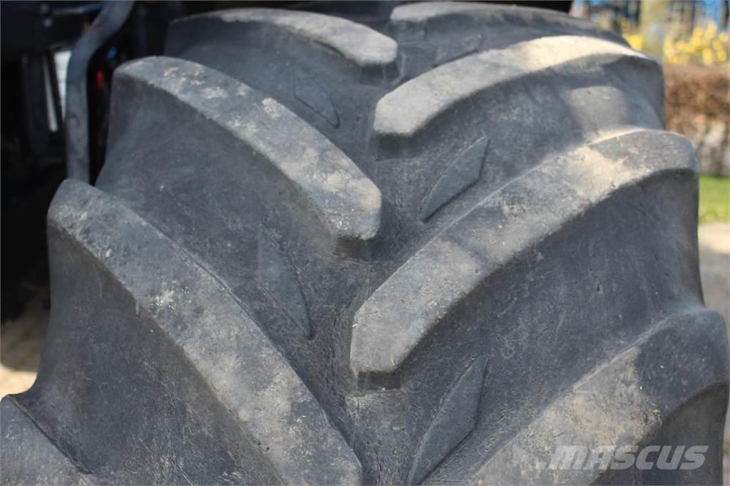 New Holland TM175 Traktorer