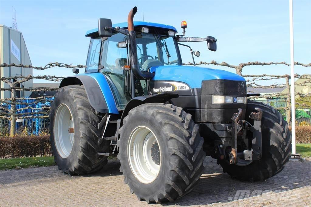 New Holland TM175 Traktorer