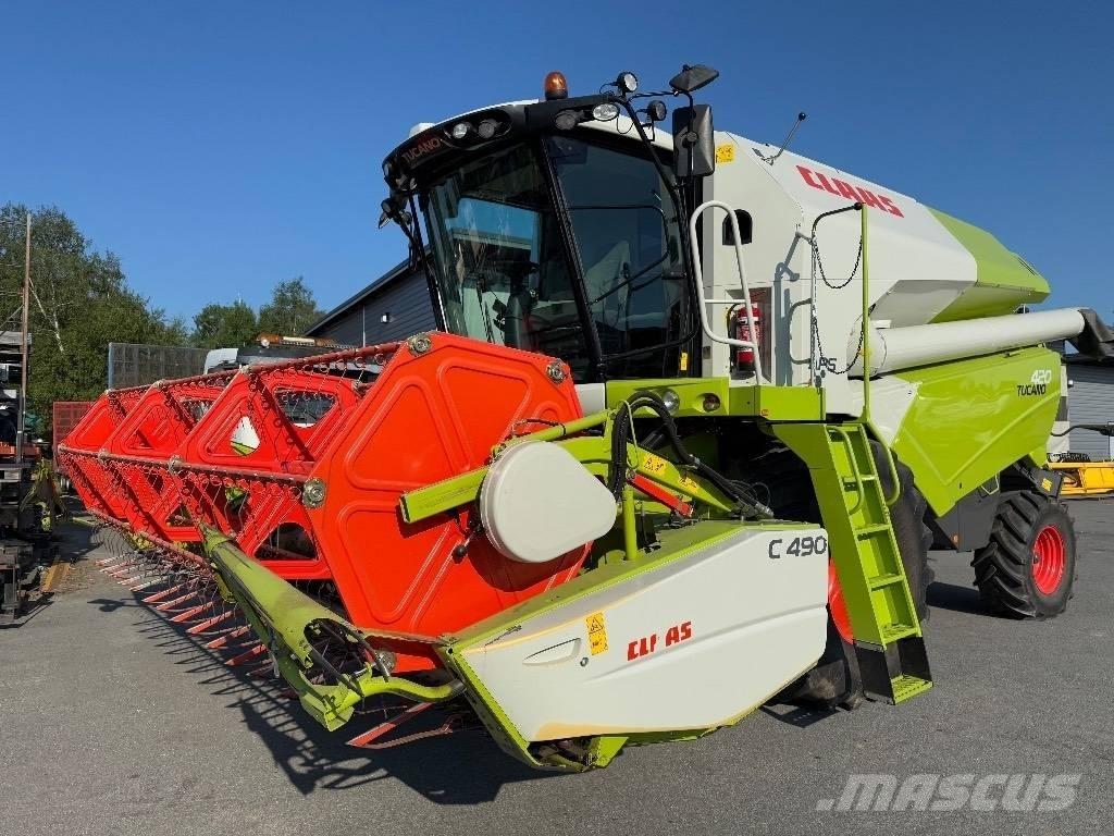 CLAAS Tucano 420 APS Skurtreskere