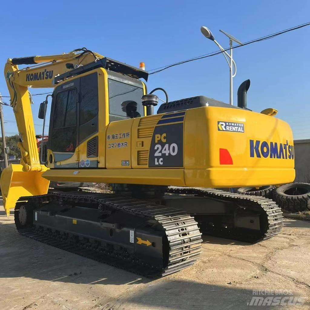 Komatsu PC240LC-8 Minigravere <7t