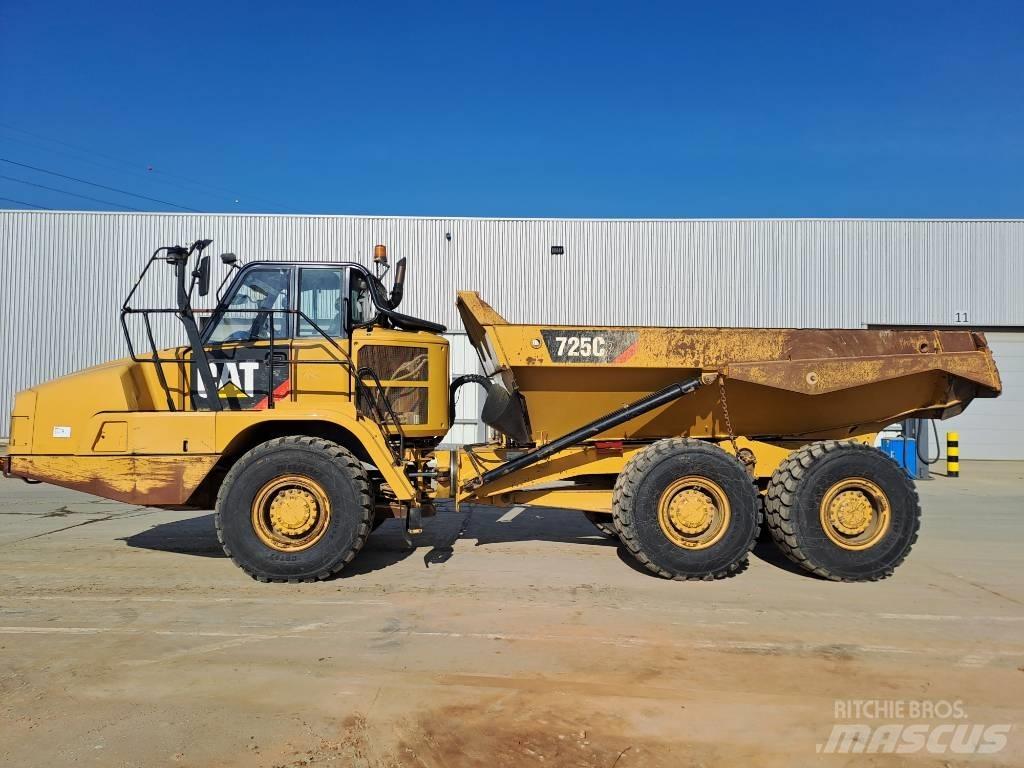 CAT 725C2 Rammestyrte Dumpere