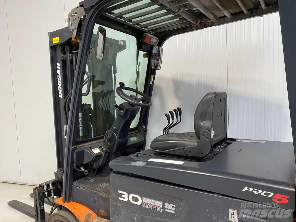 Doosan B30X-5 Elektriske trucker