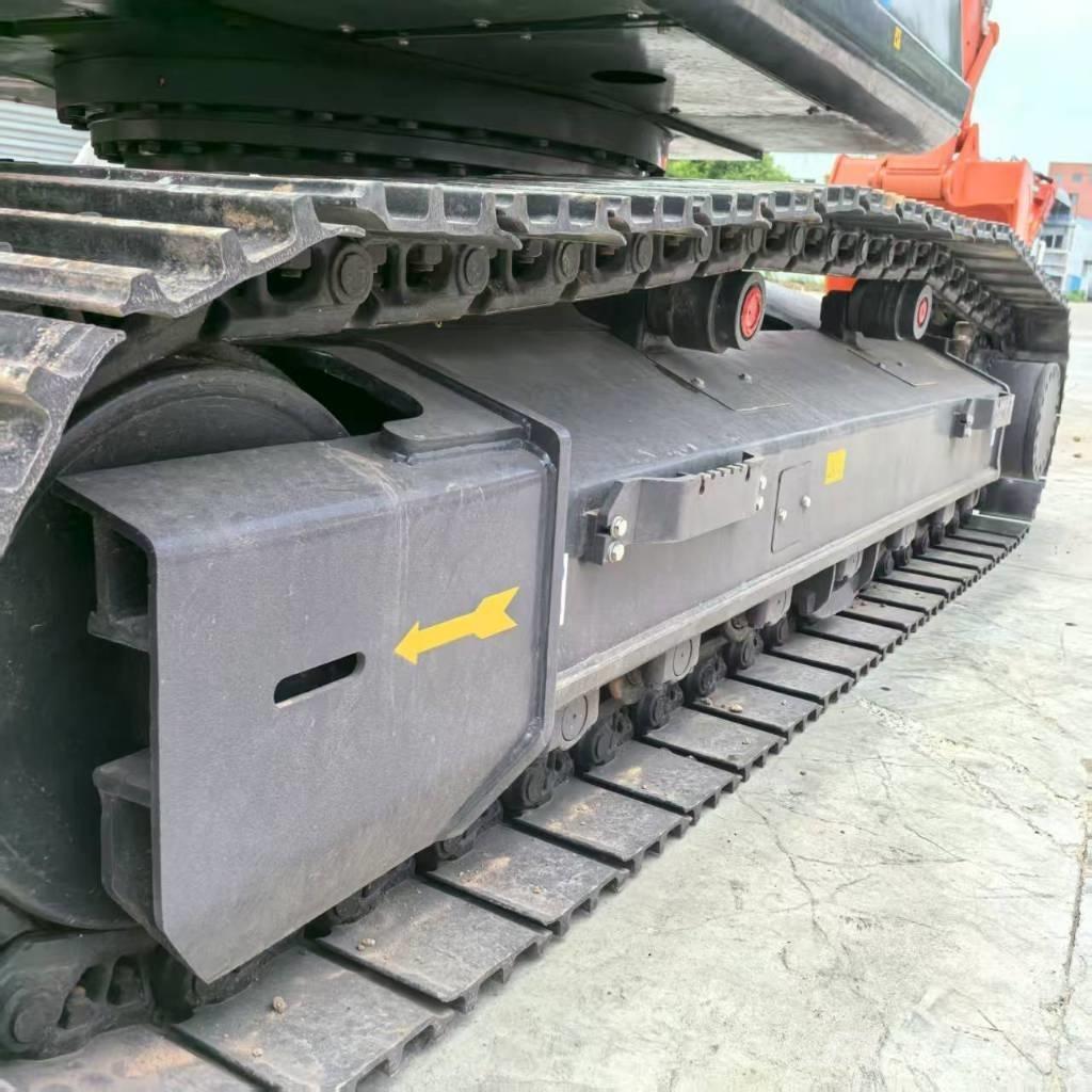 Hitachi ZX 350 HG Beltegraver