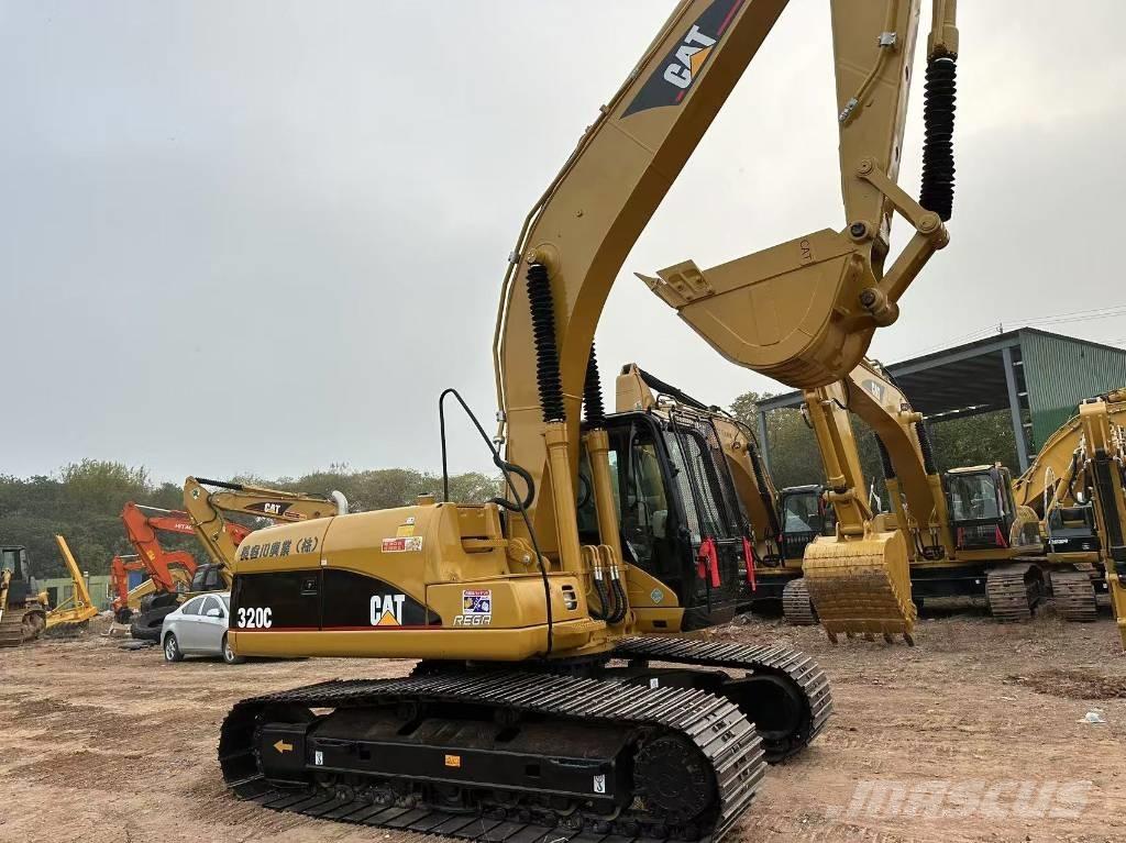 CAT 320C Beltegraver