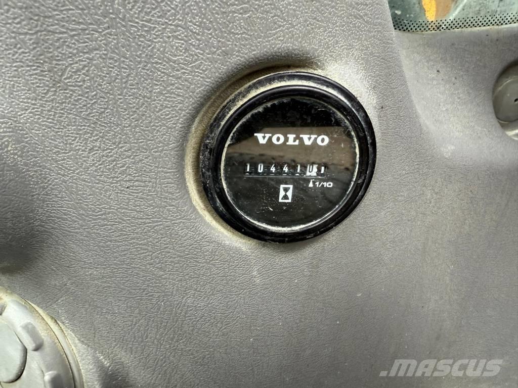 Volvo EC 480 E L Beltegraver