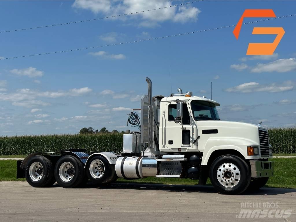 Mack Pinnacle CH613 Trekkvogner