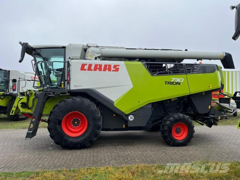CLAAS TRION 730 Skurtreskere
