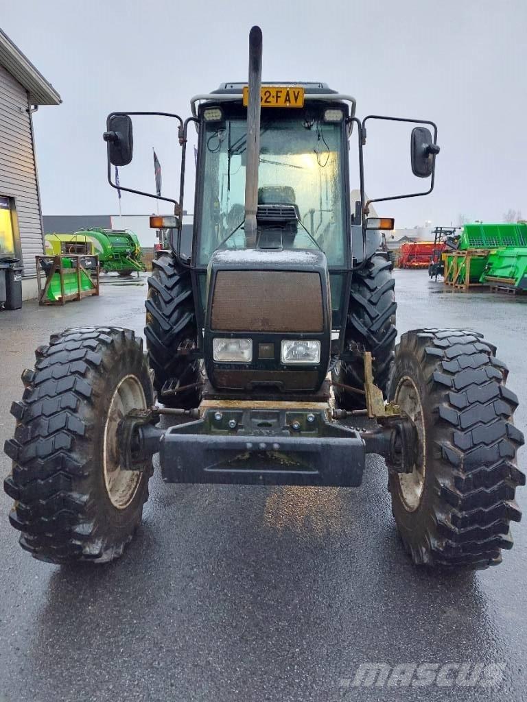 Valtra Valmet 900 Traktorer