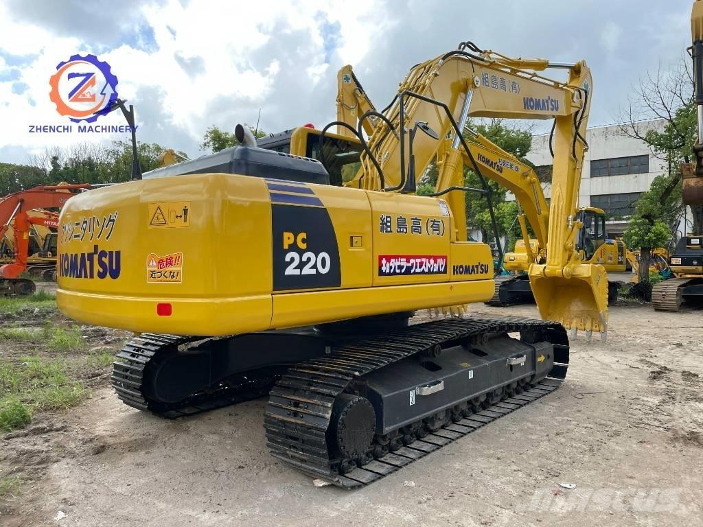 Komatsu PC 220-8 Beltegraver