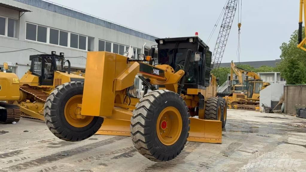 CAT 140 K Veihøvler
