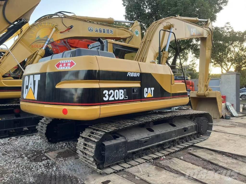 CAT 320 B Beltegraver