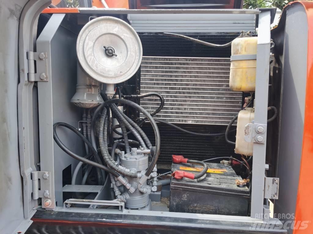 Hitachi EX 120-5 Beltegraver