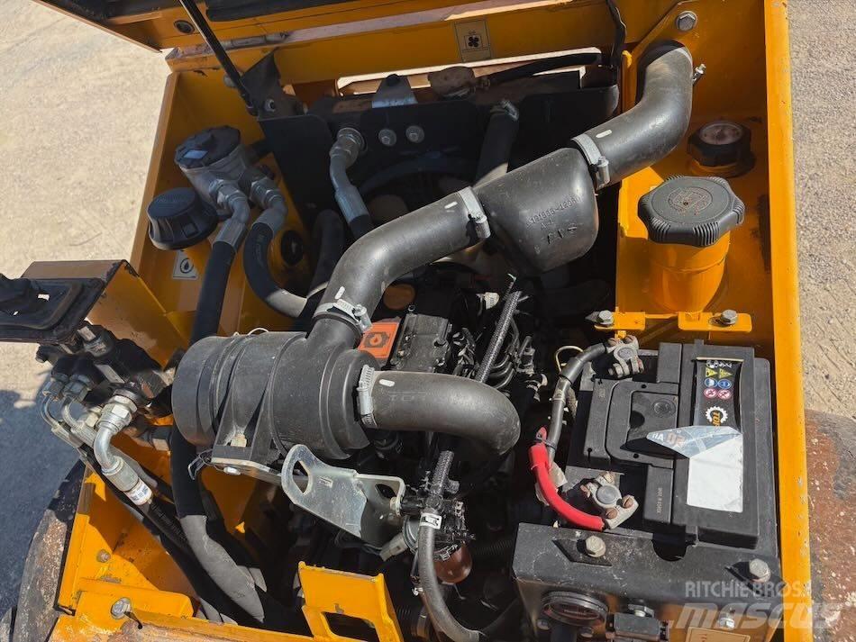 Thwaites Mach 203 Mini dumpere