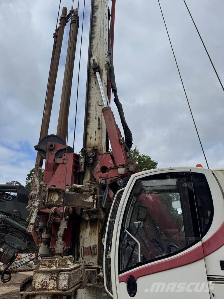Casagrande B175 Store borerigger