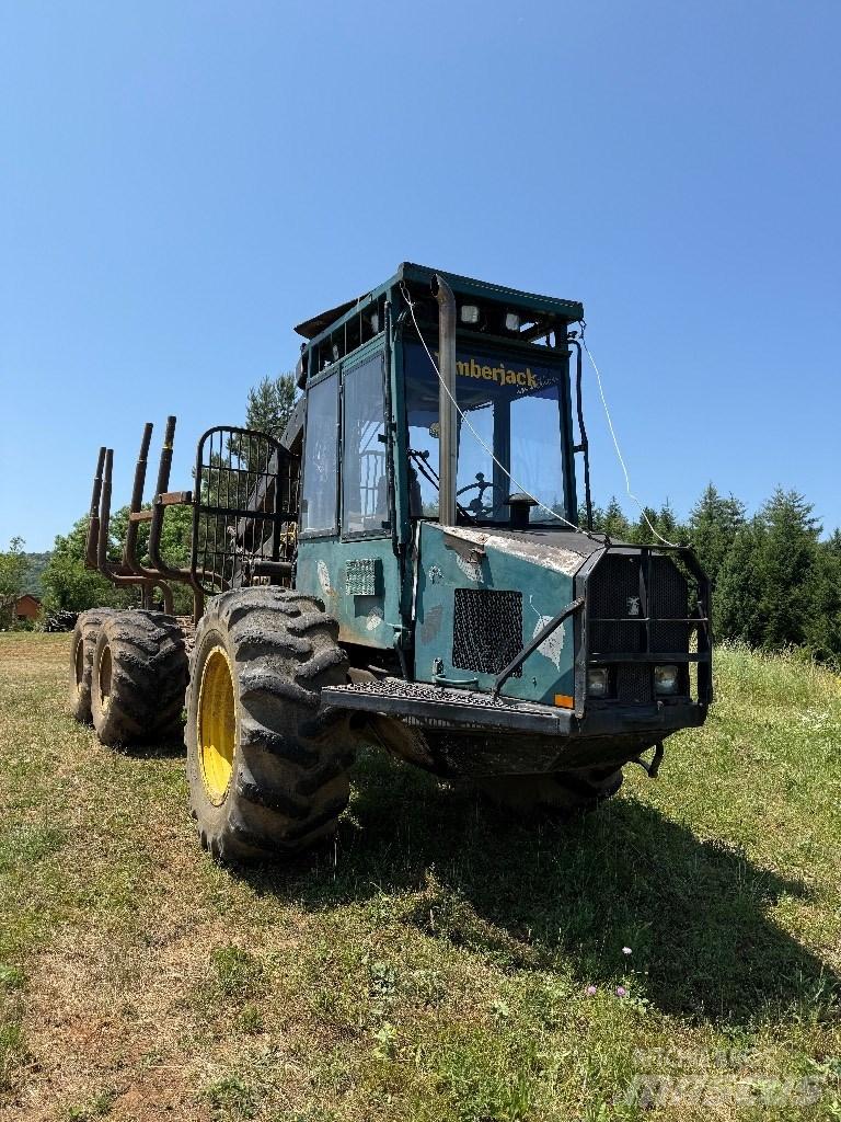 Timberjack 1010 Lassbærere