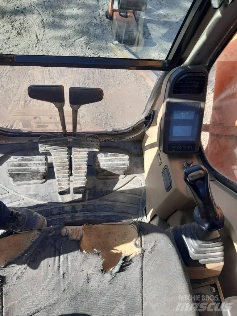 Daewoo DX340 LC V Beltegraver