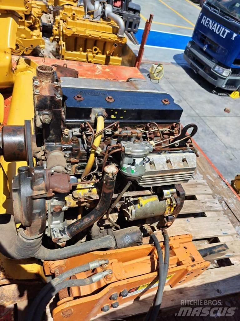 JCB 3CXT Motorer
