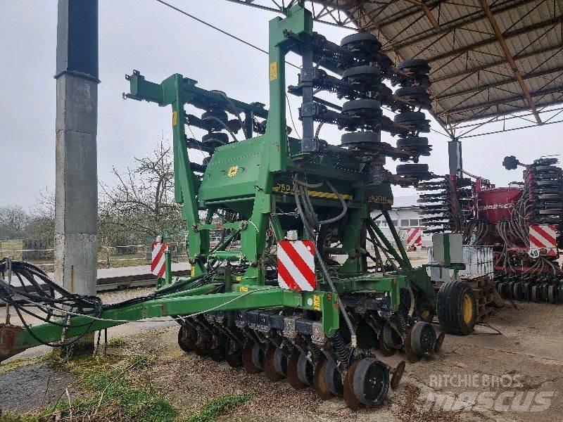 John Deere 750A Landbruk - Annet