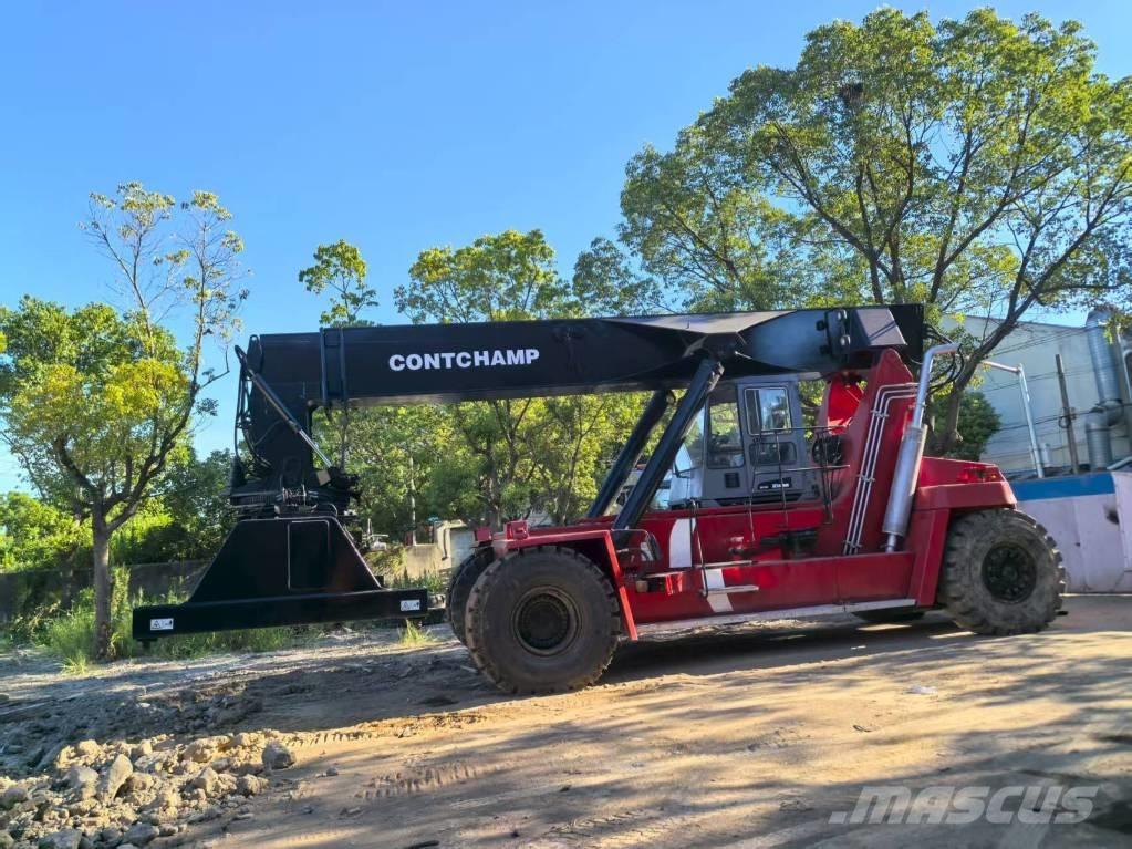 Kalmar DRF 450 Reachstackere