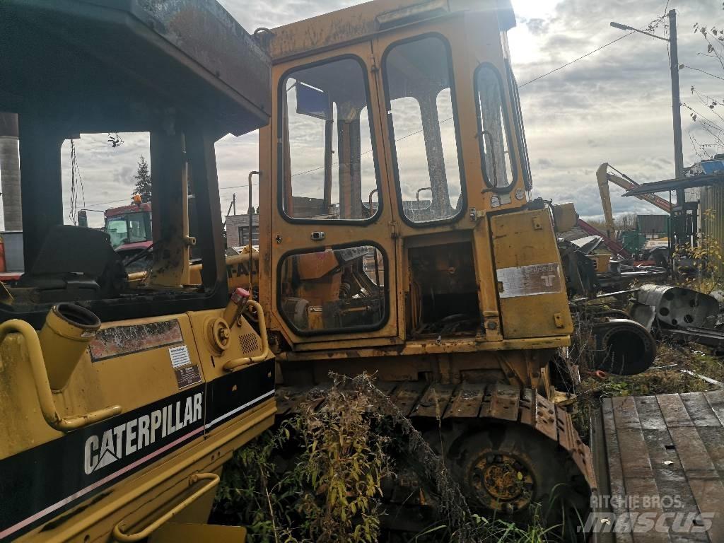 CAT D 5 M XL Dozere Beltegående