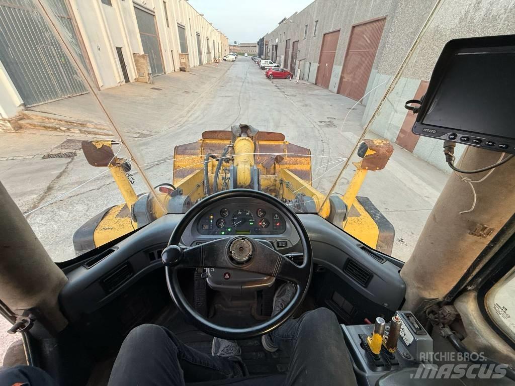 Komatsu WA 380-5H Hjullastere