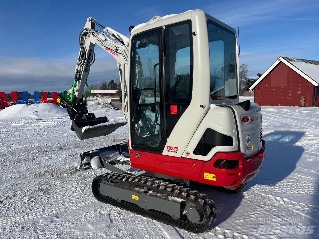 Takeuchi TB225 Minigravere <7t