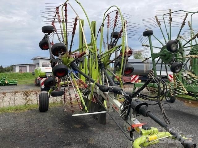 CLAAS Liner 2800 Svanser