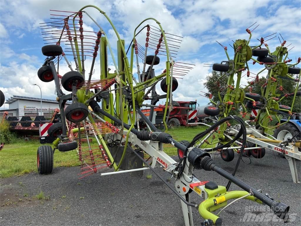 CLAAS Liner 2800 Svanser