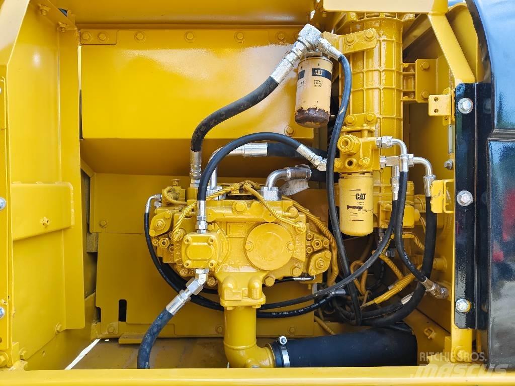 CAT 320 D Beltegraver