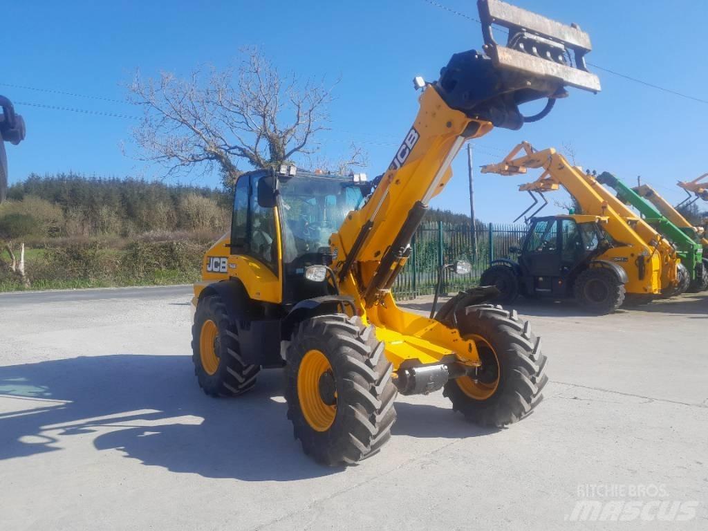 JCB TM 320 S Teleskoplastere for Landbruk