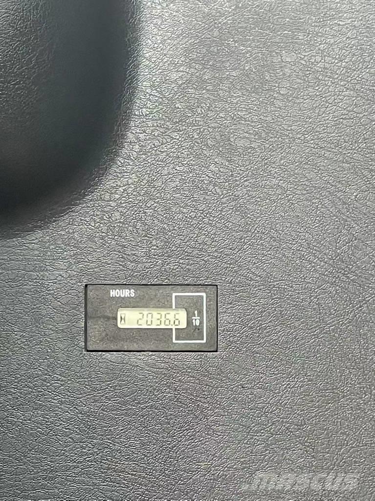 Hyundai 210W-9 Hjulgravere