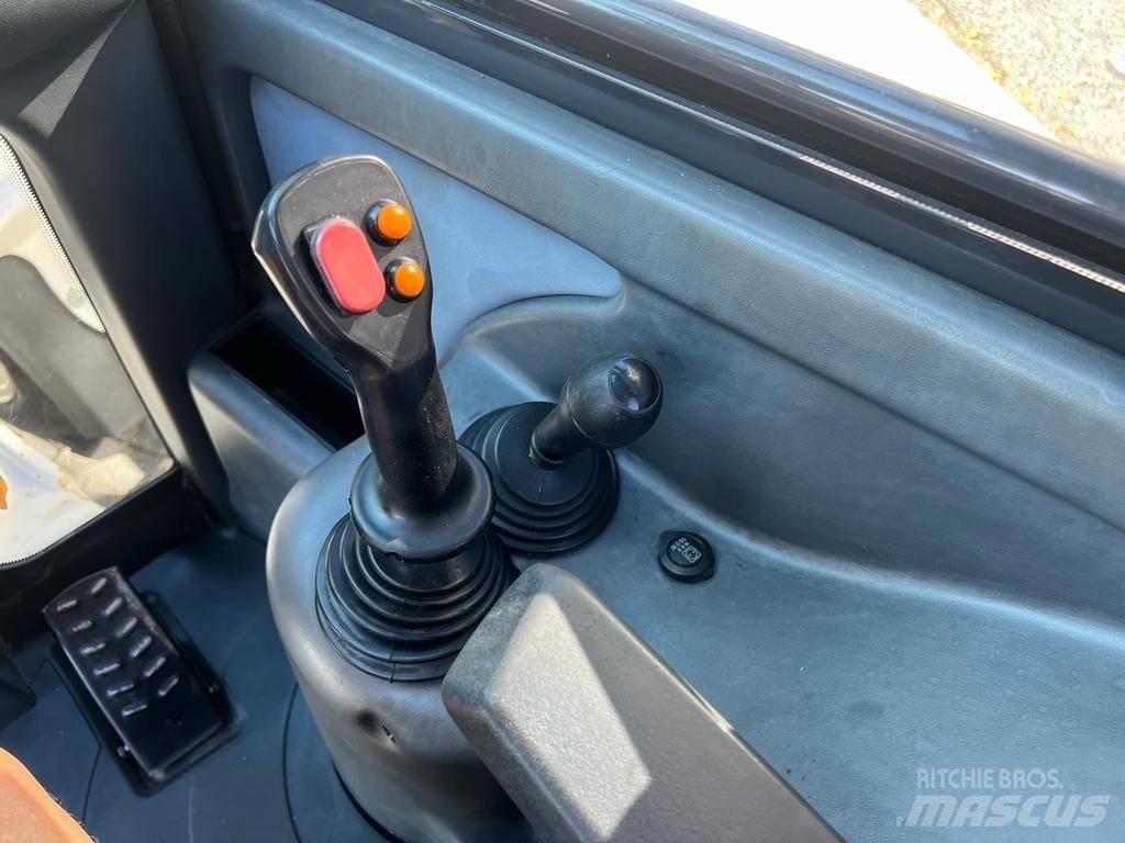 Yanmar 1201 Hjullastere