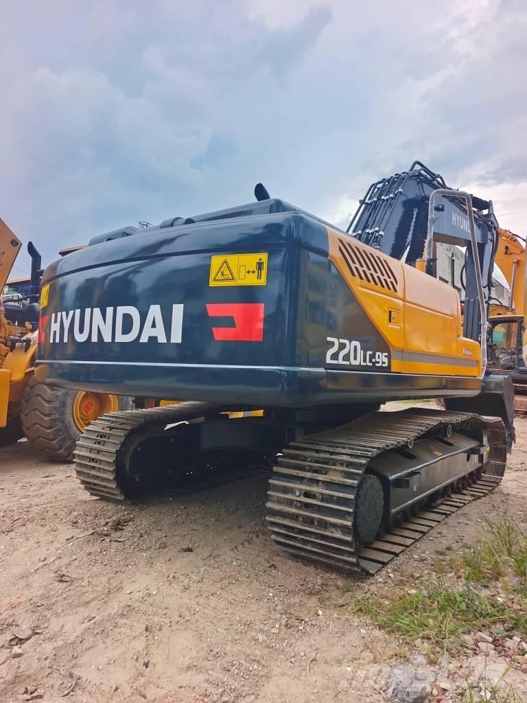 Hyundai 220LC-9S Beltegraver