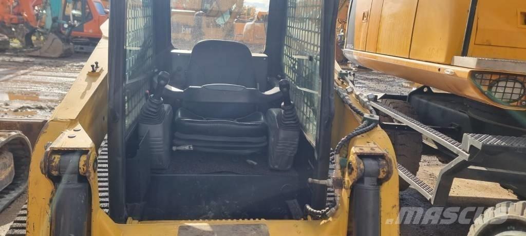 Komatsu CK 35-1 Kompaktlastere