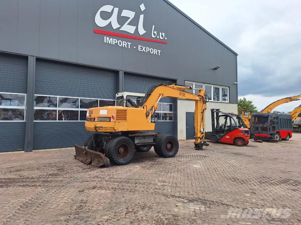 Liebherr A312 Hjulgravere