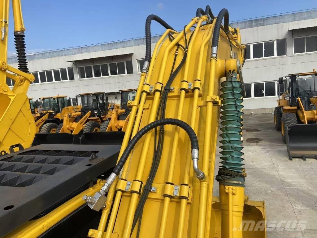 Komatsu PC 220-8 Beltegraver