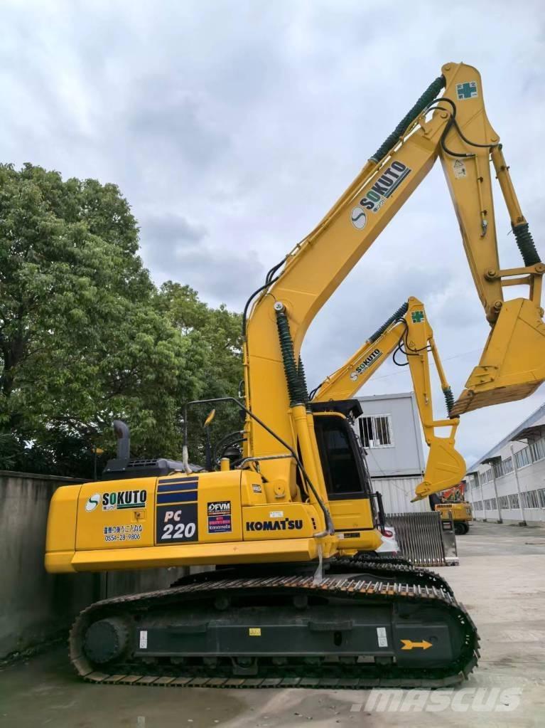 Komatsu PC 220-8 Beltegraver