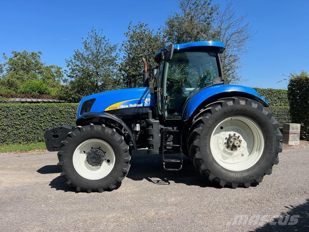 New Holland T 7040 Traktorer