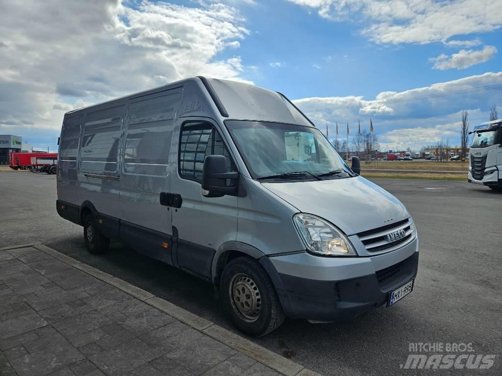 Iveco Daily 35S18 Varebiler