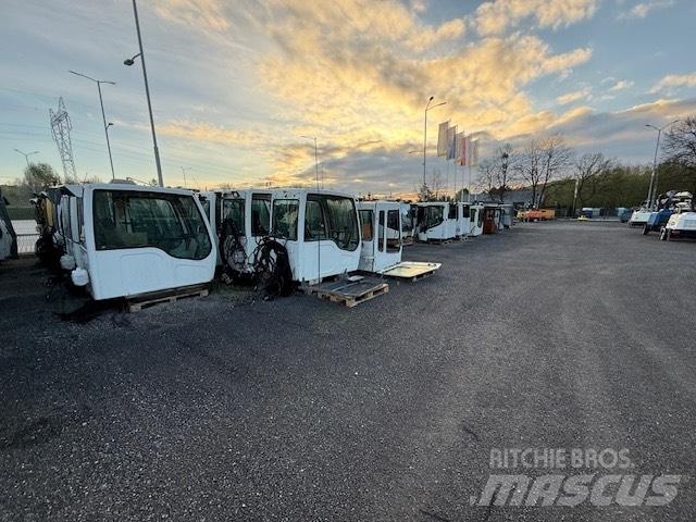 Liebherr USED CAB Førerhus og Interiør