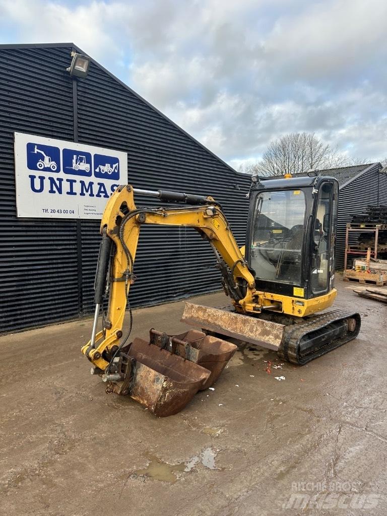 CAT 302.7DCR Minigravere <7t