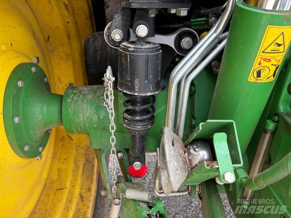 John Deere 6120M Traktorer