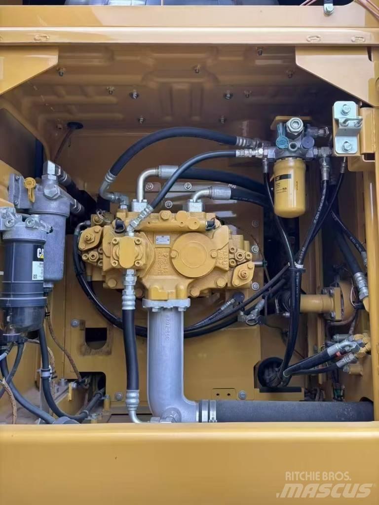 CAT 320 E Beltegraver